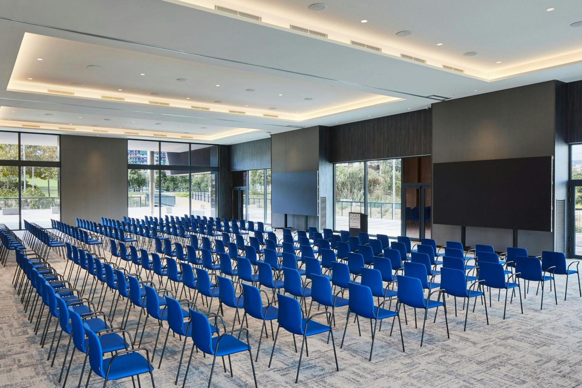 Four Points By Sheraton Barcelona Airport บีลาเดอกันส์ ภายนอก รูปภาพ